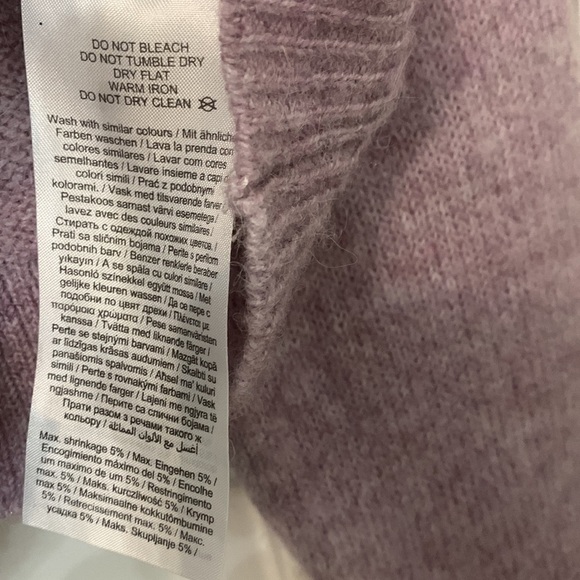 Lavender Pigalle cropped sweater (London wool Alpaca blend) rhinestone buttons - Picture 5 of 7